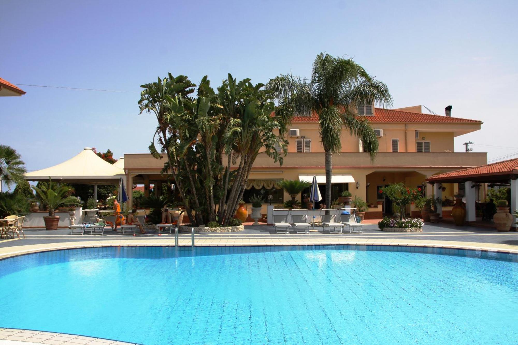 Hotel Damanse Santa Domenica  Luaran gambar