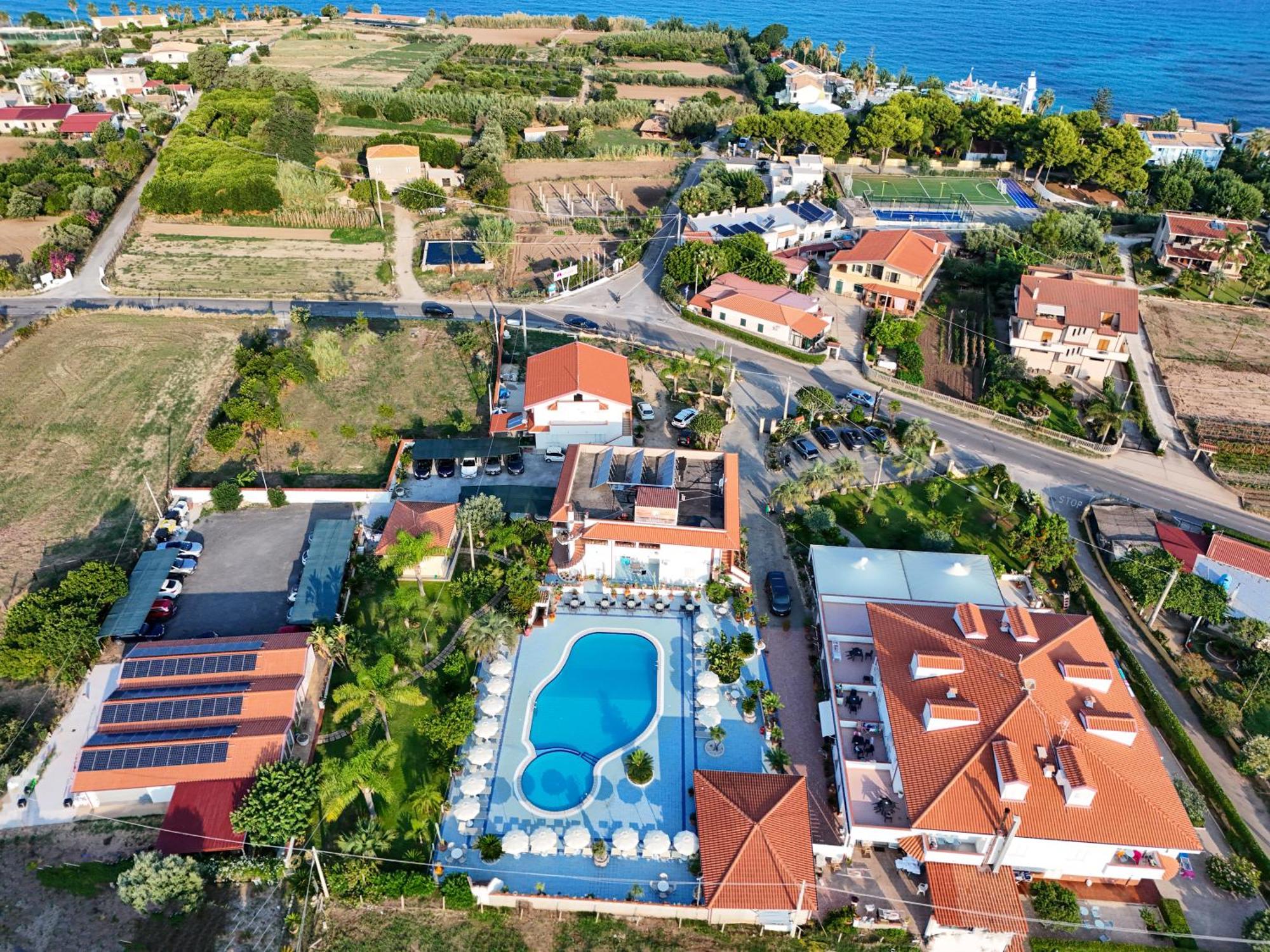 Hotel Damanse Santa Domenica  Luaran gambar