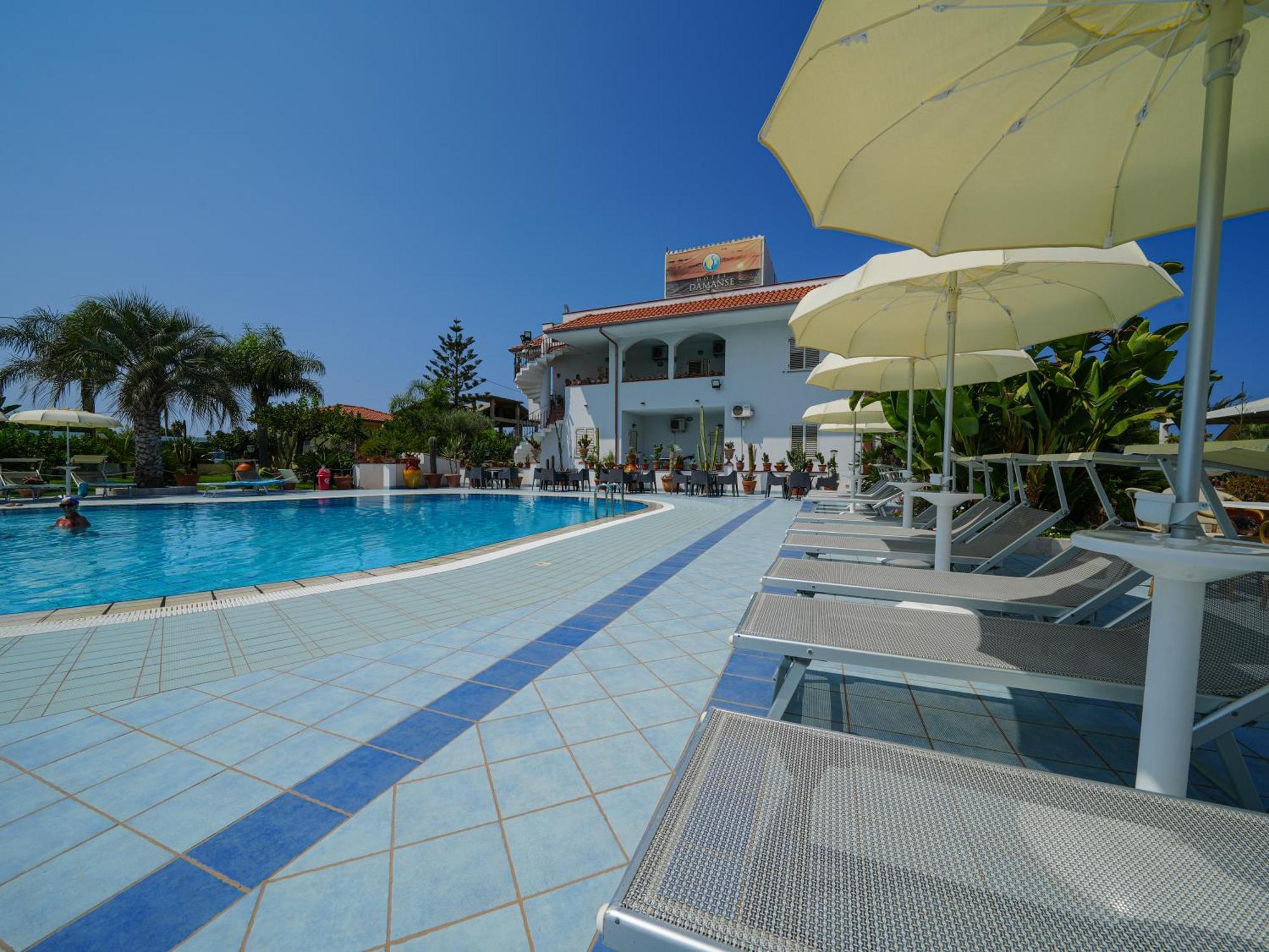 Hotel Damanse Santa Domenica  Luaran gambar